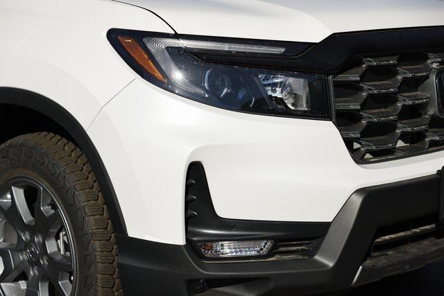 new 2025 Honda Passport car, priced at $44,990