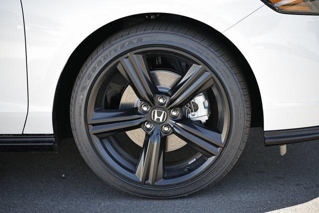 new 2025 Honda Accord Hybrid car, priced at $33,890