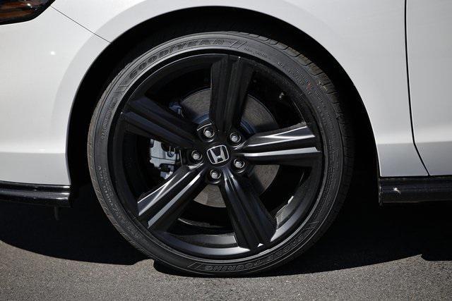 new 2025 Honda Accord Hybrid car, priced at $33,890