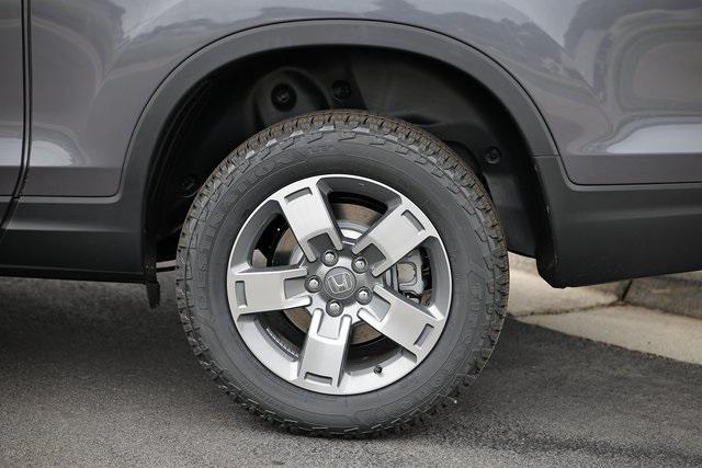 new 2025 Honda Ridgeline car, priced at $42,390