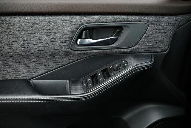 used 2023 Nissan Rogue car, priced at $23,554