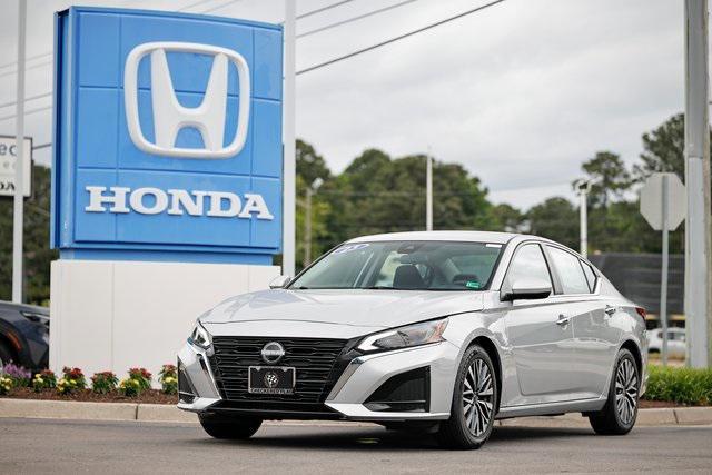 used 2023 Nissan Altima car, priced at $20,290