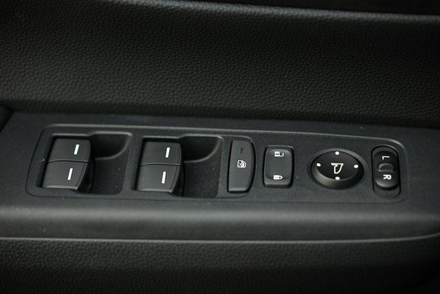 used 2025 Honda CR-V Hybrid car, priced at $37,310