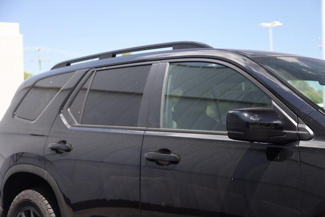 used 2025 Honda Pilot car, priced at $48,310