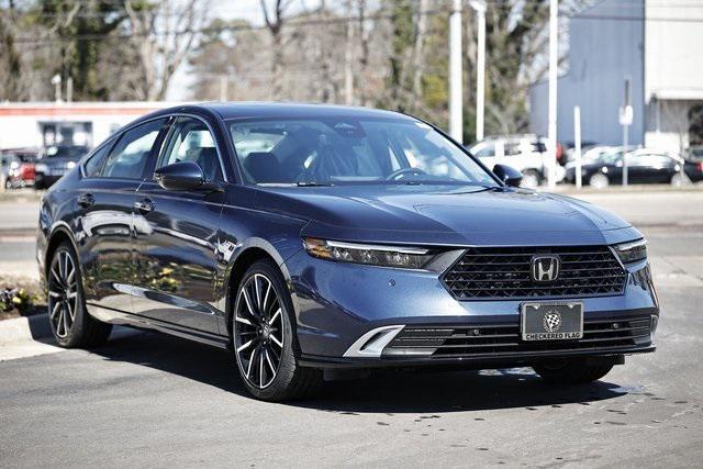 new 2025 Honda Accord Hybrid car