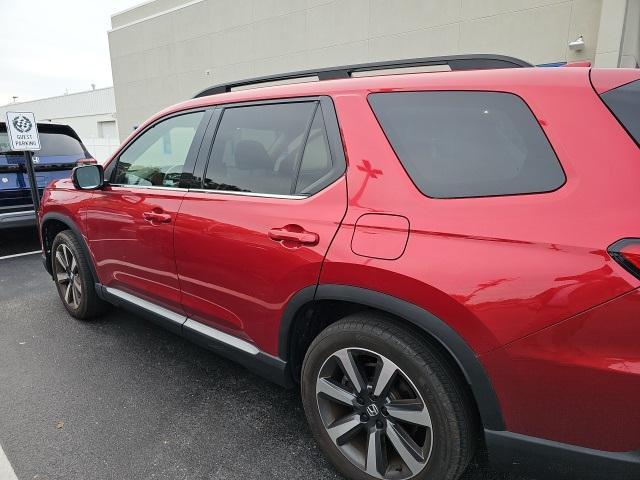 used 2023 Honda Pilot car, priced at $41,990