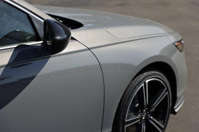 new 2025 Honda Accord Hybrid car, priced at $31,805