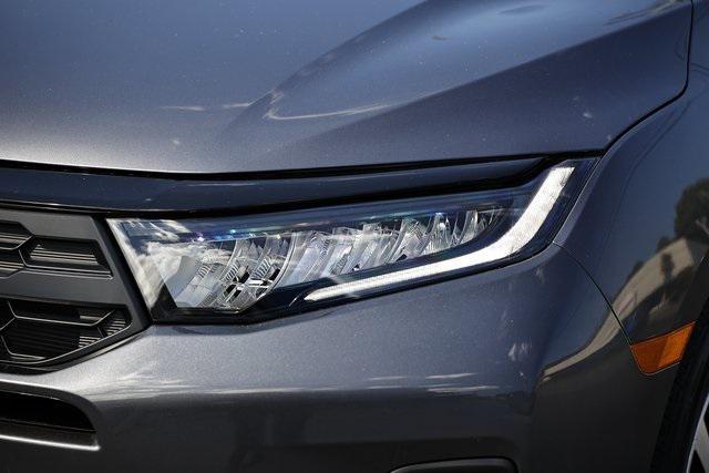 new 2026 Honda Odyssey car, priced at $41,990