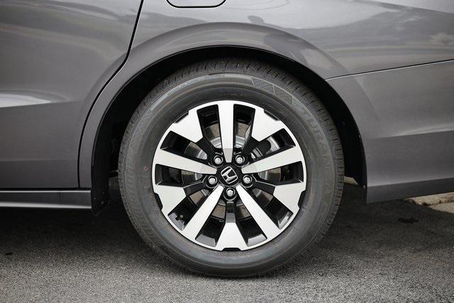new 2026 Honda Odyssey car, priced at $49,990