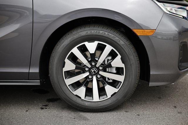 new 2026 Honda Odyssey car, priced at $49,990