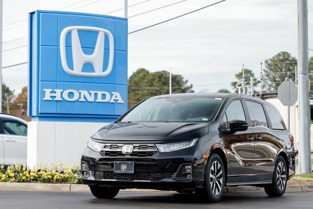 new 2025 Honda Odyssey car, priced at $42,601