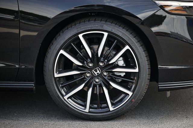 new 2025 Honda Accord Hybrid car, priced at $36,995