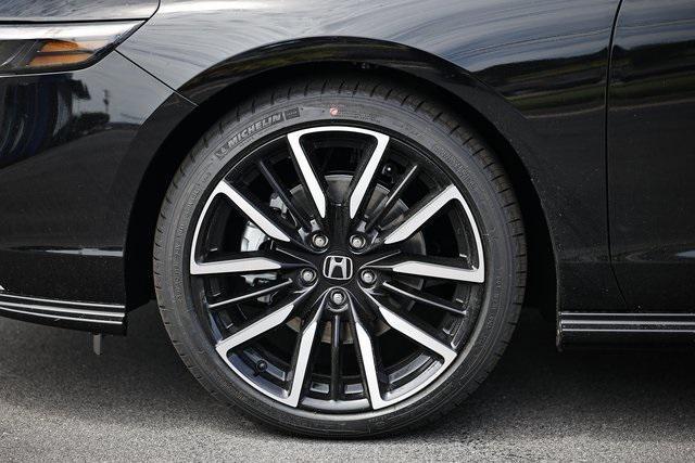 new 2025 Honda Accord Hybrid car, priced at $36,995
