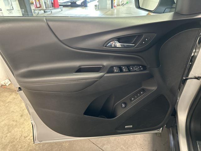 used 2022 Chevrolet Equinox car, priced at $23,489