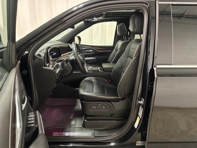 used 2024 Cadillac Escalade ESV car, priced at $86,624