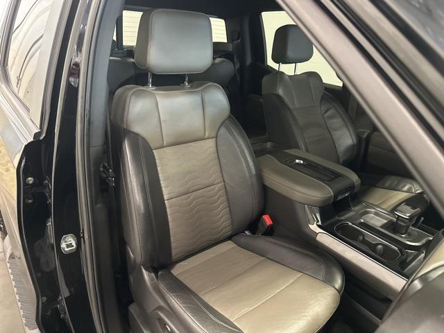 used 2022 Chevrolet Silverado 1500 car, priced at $49,996