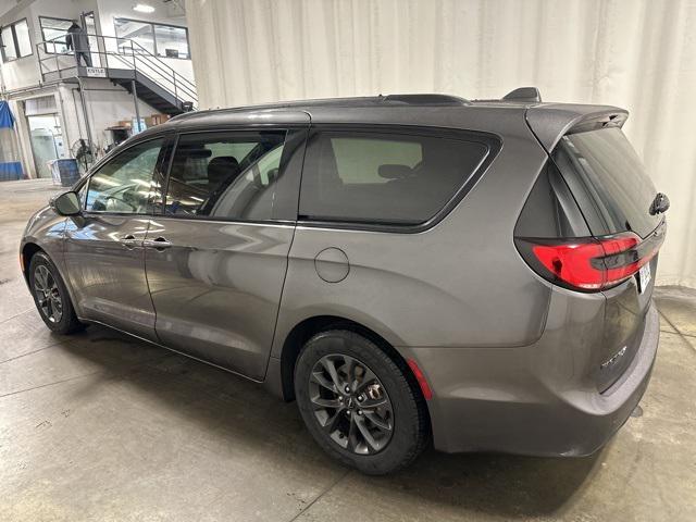 used 2021 Chrysler Pacifica car, priced at $23,348