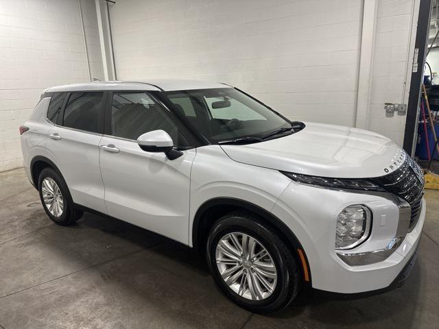 used 2024 Mitsubishi Outlander car, priced at $27,504