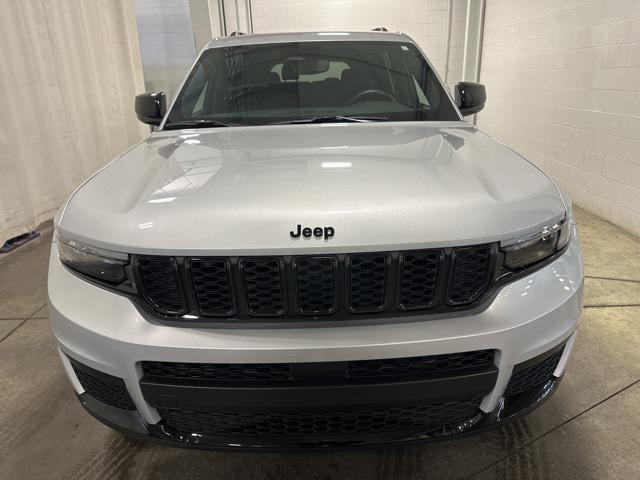 used 2022 Jeep Grand Cherokee L car, priced at $32,994