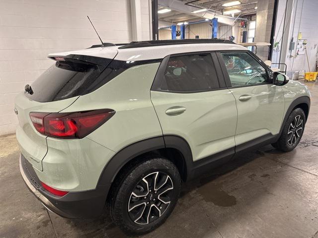 new 2025 Chevrolet TrailBlazer car, priced at $32,080