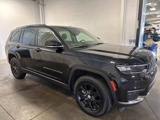 used 2022 Jeep Grand Cherokee L car, priced at $35,106