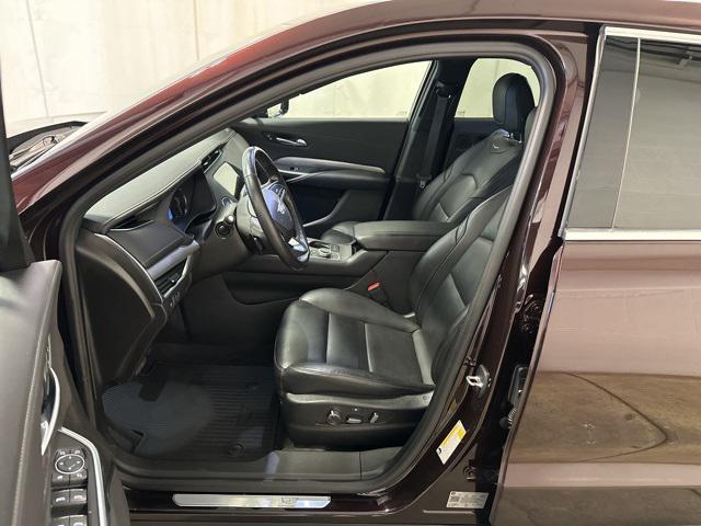 used 2021 Cadillac XT4 car, priced at $28,476