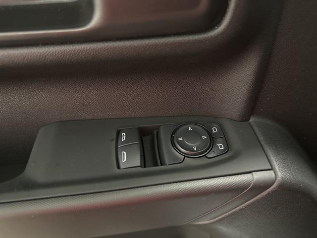 used 2025 Chevrolet Silverado 1500 car, priced at $31,897