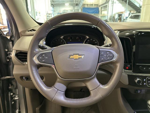 used 2021 Chevrolet Traverse car, priced at $28,396