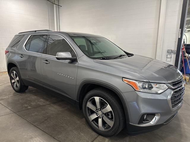 used 2021 Chevrolet Traverse car, priced at $28,396