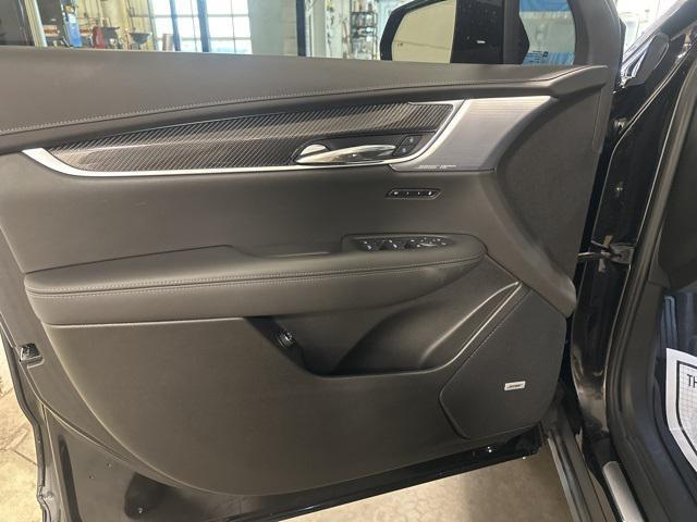 used 2025 Cadillac XT6 car, priced at $56,842
