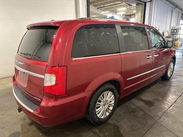 used 2014 Chrysler Town & Country car, priced at $5,890