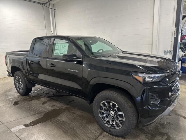 new 2024 Chevrolet Colorado car, priced at $43,015