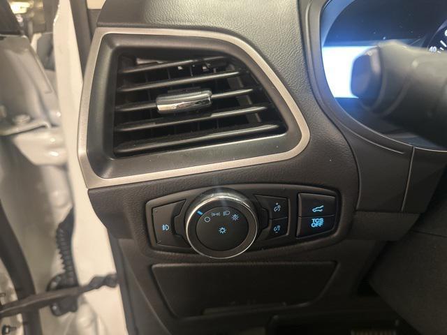 used 2024 Ford Edge car, priced at $27,037