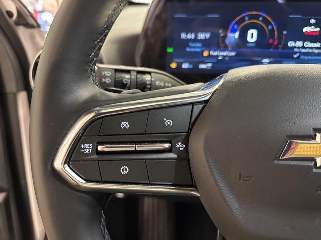 used 2025 Chevrolet Equinox car, priced at $28,343