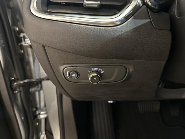 used 2023 Chevrolet Equinox car, priced at $22,138