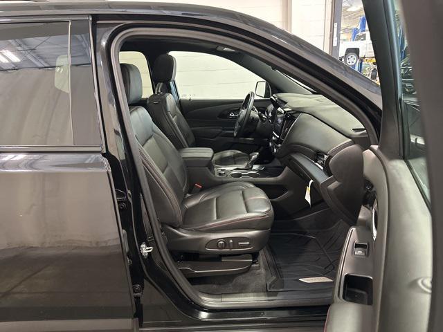used 2023 Chevrolet Traverse car, priced at $39,999