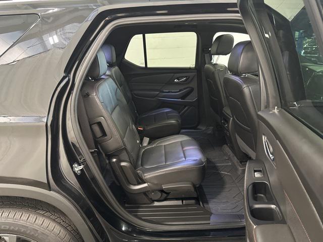 used 2023 Chevrolet Traverse car, priced at $39,999