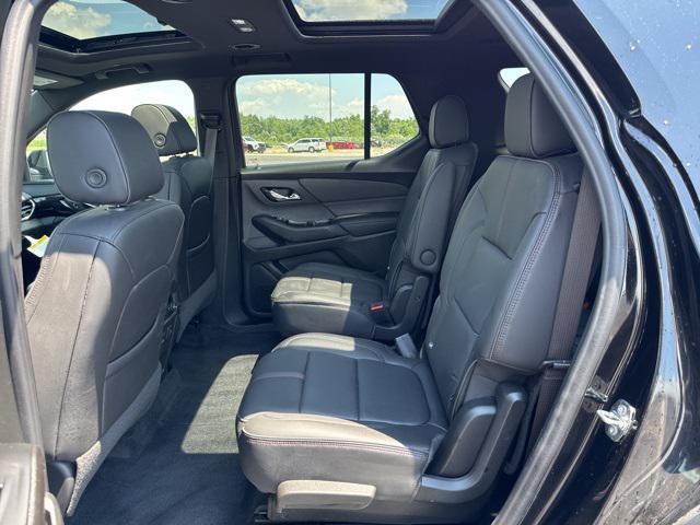 used 2023 Chevrolet Traverse car, priced at $39,888