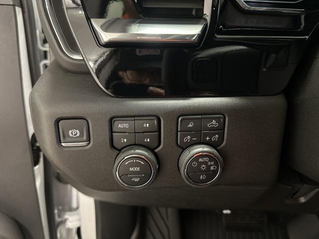 used 2025 Chevrolet Silverado 3500 car, priced at $68,676