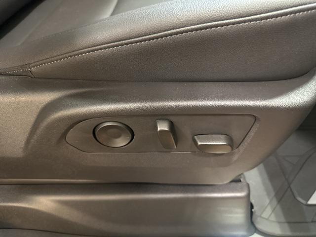 new 2025 Chevrolet Silverado 1500 car, priced at $66,640