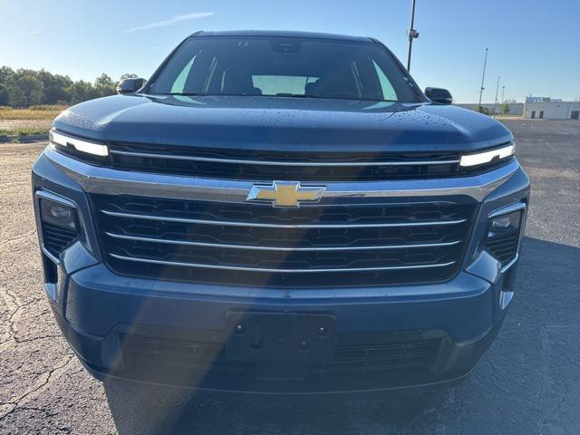 used 2025 Chevrolet Traverse car, priced at $39,276