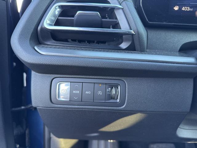 used 2025 Chevrolet Traverse car, priced at $39,276
