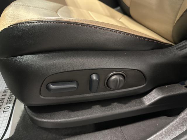 used 2023 Chevrolet Equinox car, priced at $26,300