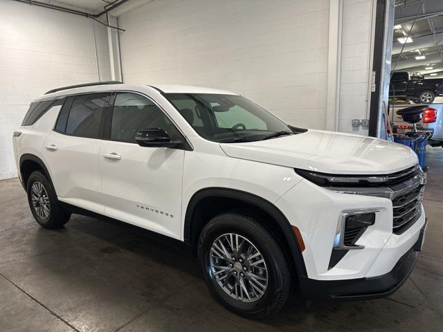 used 2025 Chevrolet Traverse car, priced at $37,998