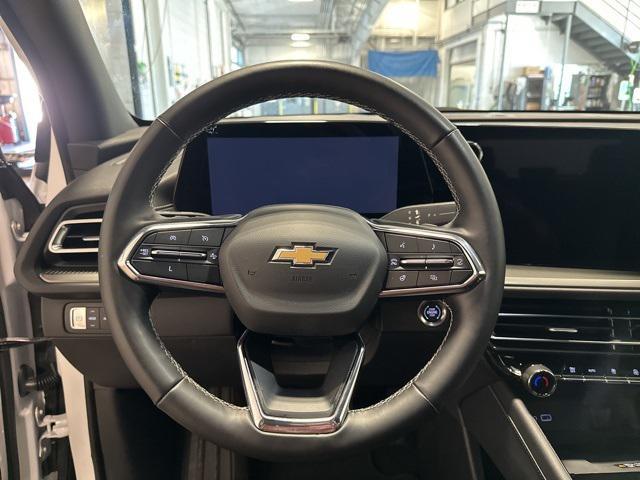 used 2025 Chevrolet Traverse car, priced at $37,998