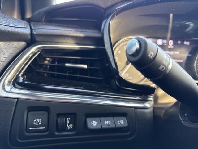 used 2020 Cadillac XT6 car, priced at $21,331