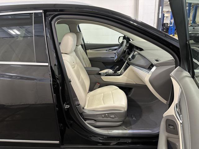 used 2020 Cadillac XT5 car, priced at $29,106