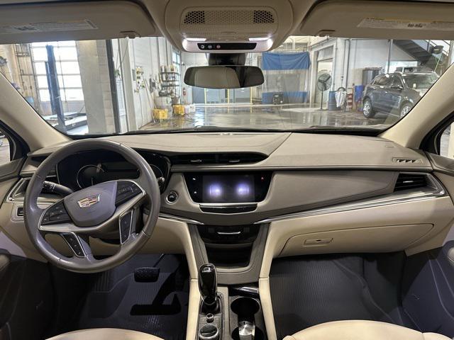 used 2020 Cadillac XT5 car, priced at $29,106