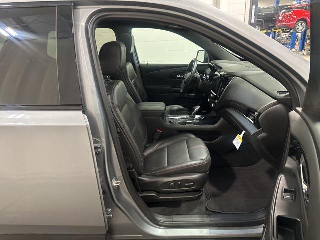 used 2023 Chevrolet Traverse car, priced at $39,500