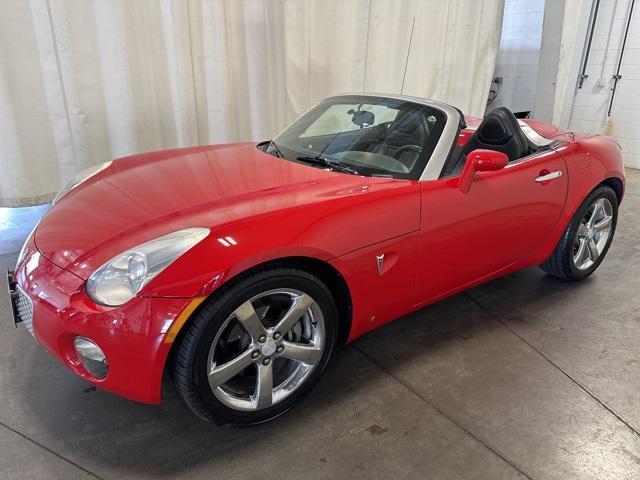 used 2006 Pontiac Solstice car, priced at $13,915